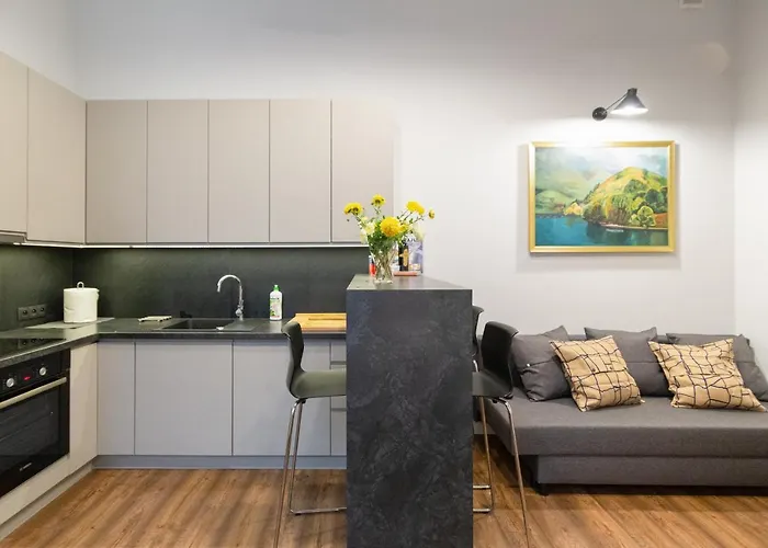 Wonderful, Secluded And Cozy In The Center.